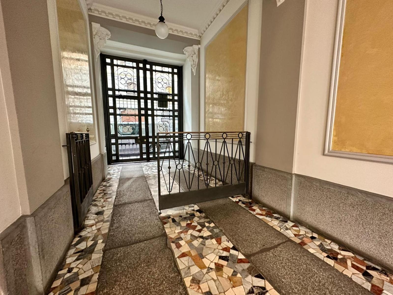 Comecasa Studio Vicino Stazione Centrale Milan Extérieur photo